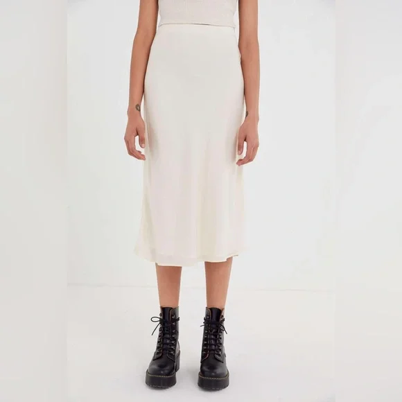 UO | Rowan Midi Slip Skirt - Picture 9 of 9